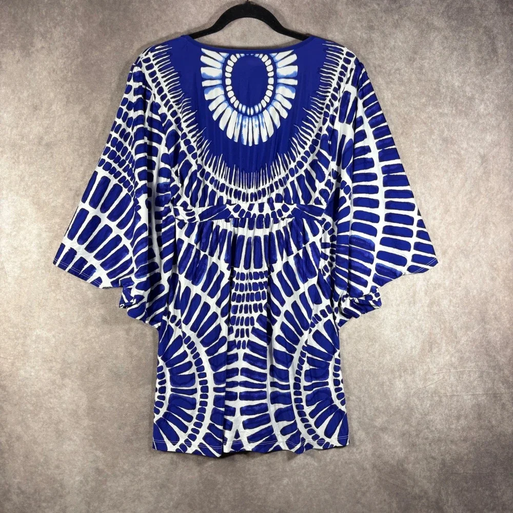 Trina Turk Swim Cover 4 Blue White Geometric Kimono Sleeve V-Neck Resort Beach